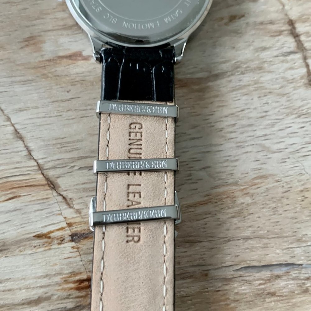 Dyrberg/Kern Emotion watch with removable charms and black sunray face - Picture 10 of 11